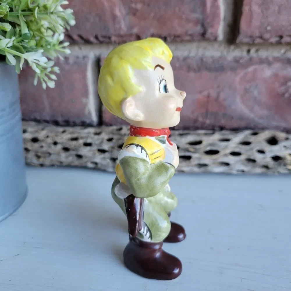Vintage Kitschy Cowboy Boy Figurine 🤠